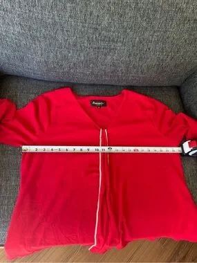 Amanda Collections | Tops | Amanda Collection Vneck Red Longsleeve Top ...